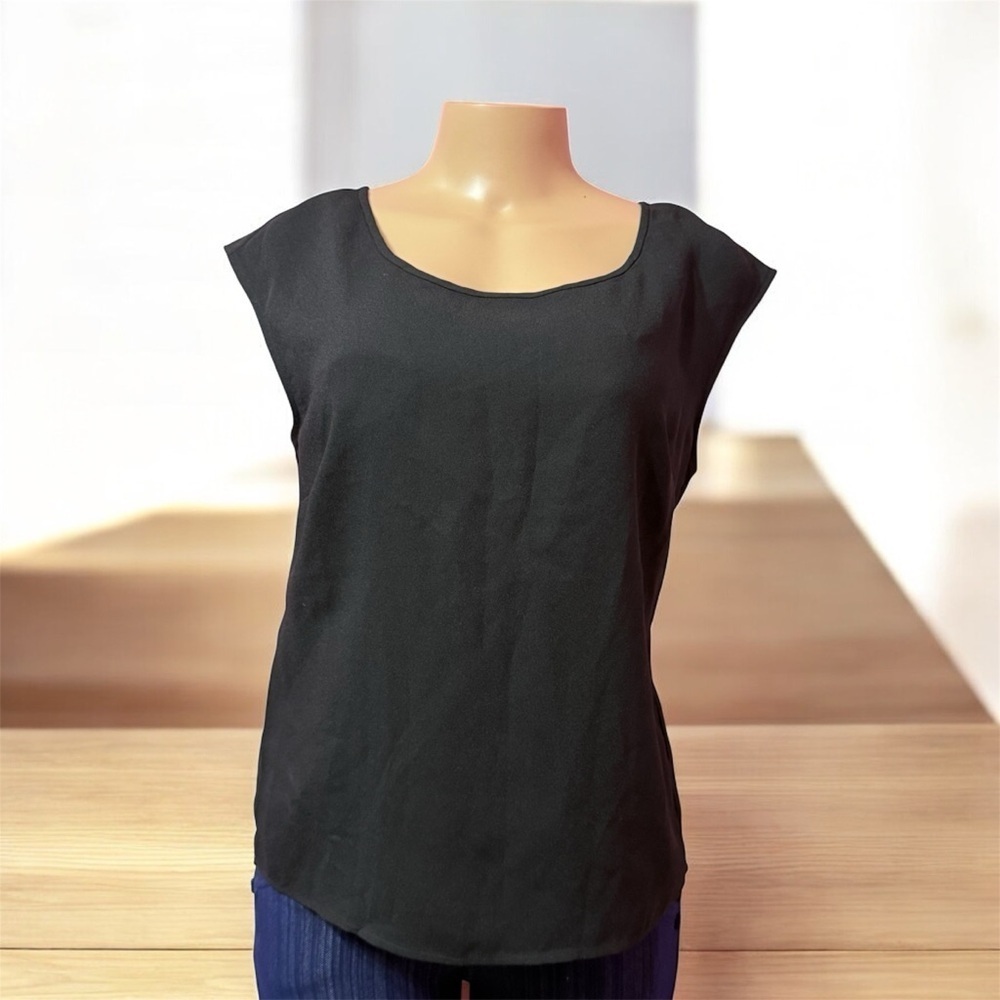 Ann Taylor Women's Sleeveless Blouse Black Size 8 Round Neck